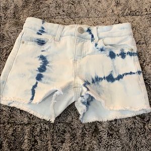 Girls tie-dye shorts. Great condition!